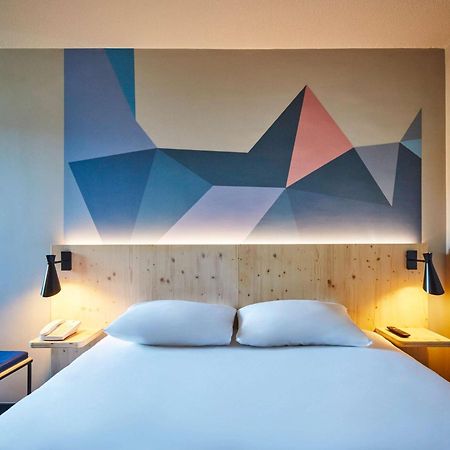 Hotel Ibis Styles Evry Lisses Exterior foto